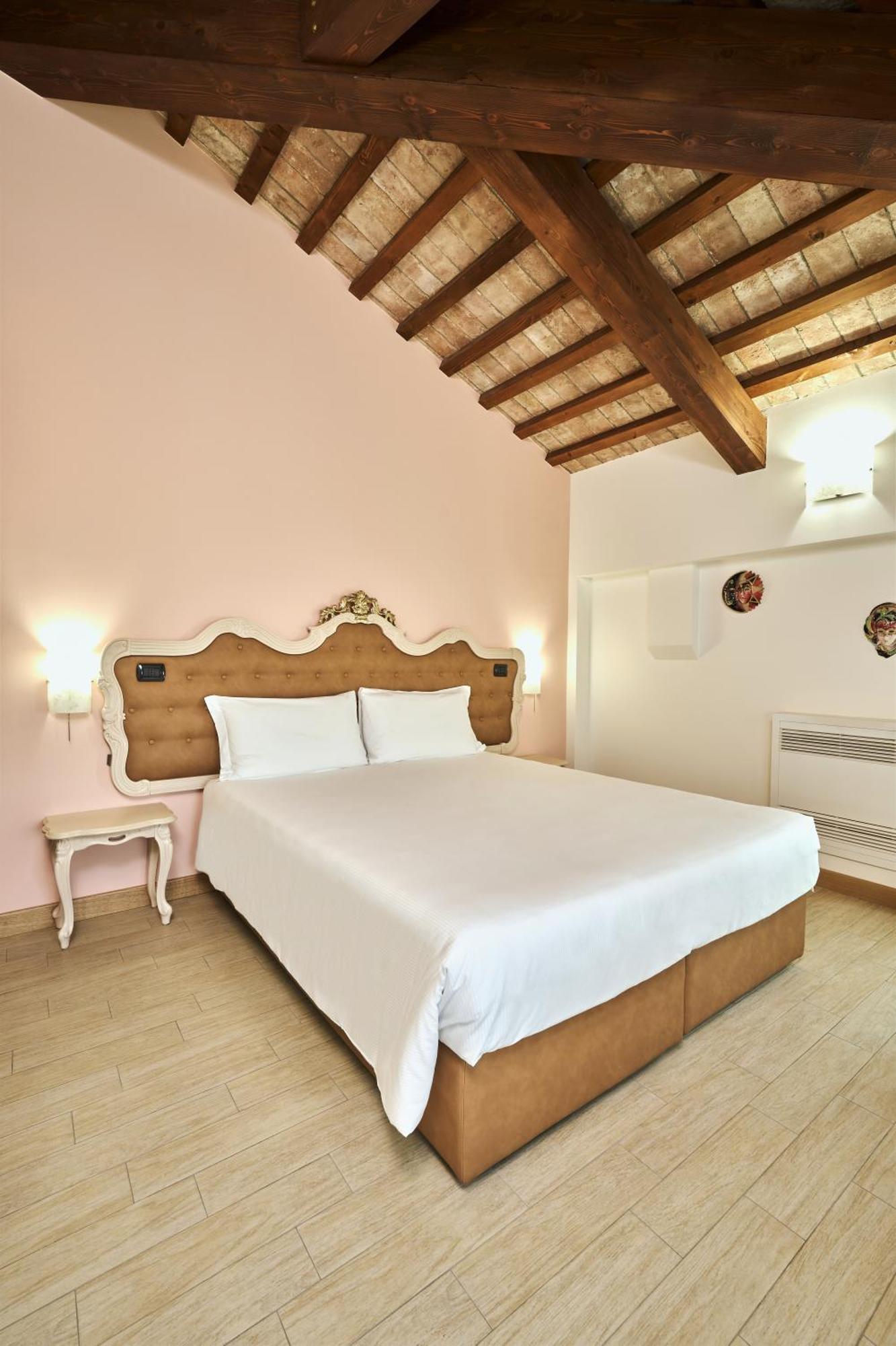Albergo Antica Corte Marchesini Campagna Lupia Exterior foto
